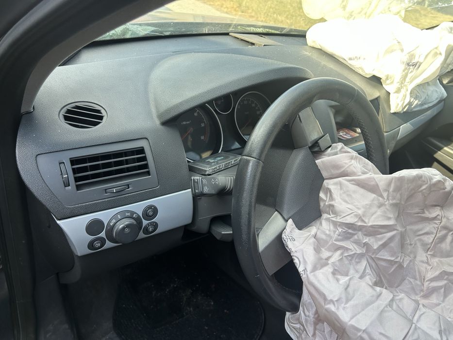 Опел Астра 1.3 дизел 2009