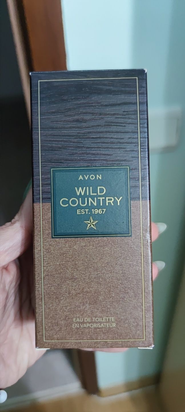 мъжки парфюм на Avon