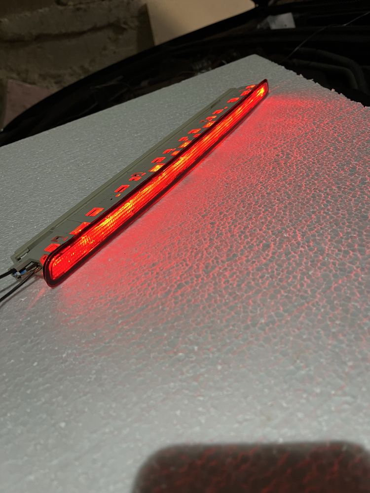 Cauciucuri vara Barum; Lampa stop central Audi A4 B7