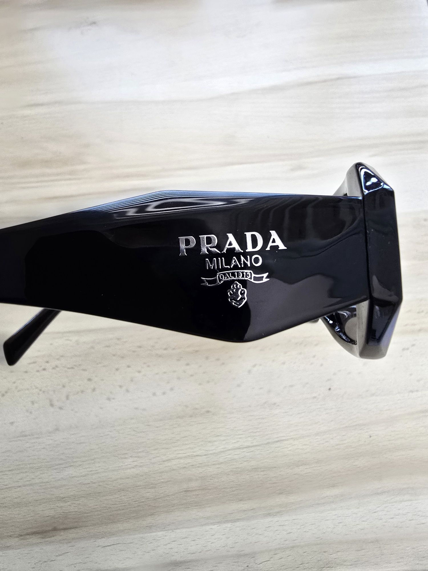 Слънчеви очила Prada SPR17WS.