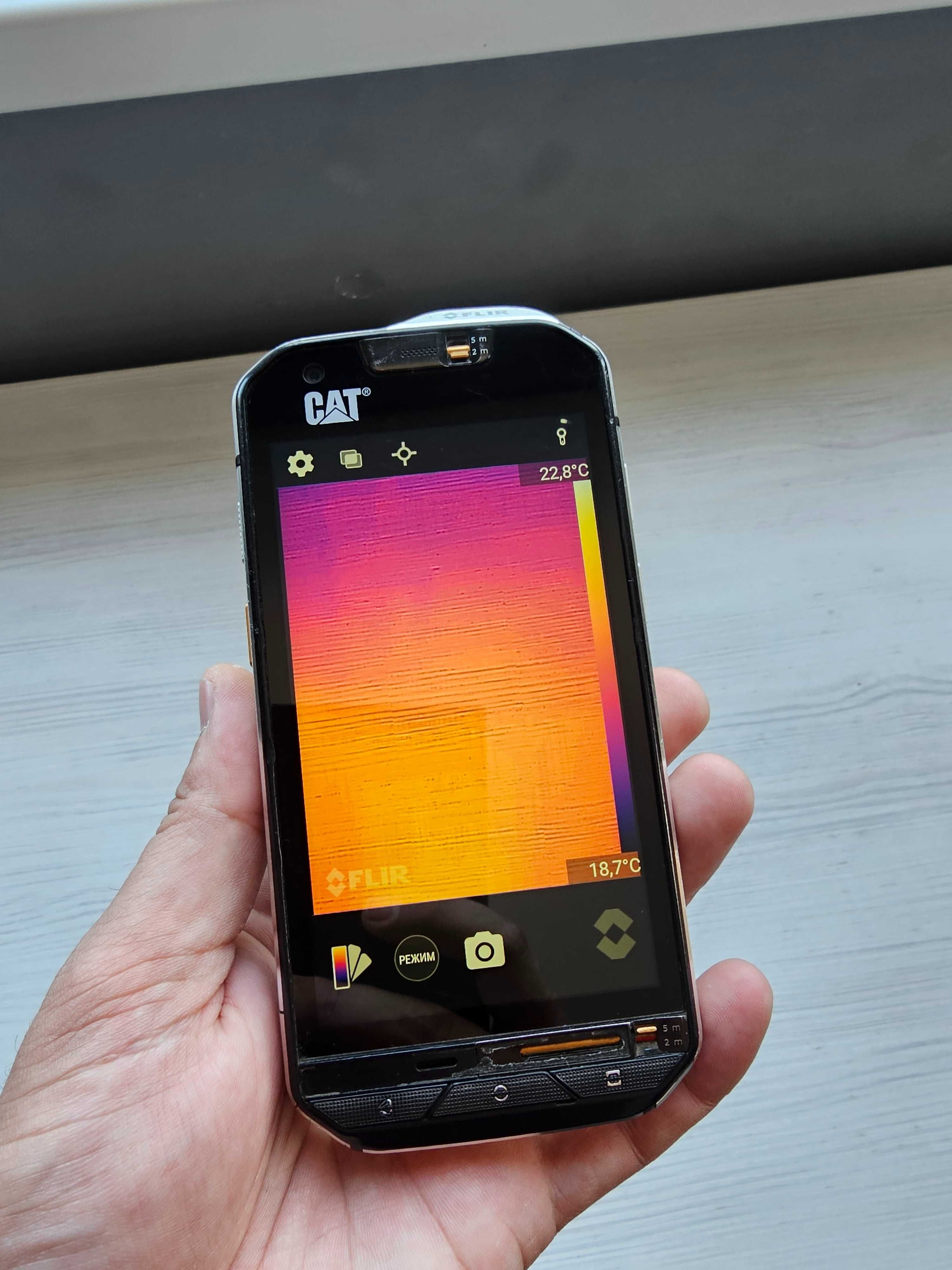 CAT S60 с Термо камера