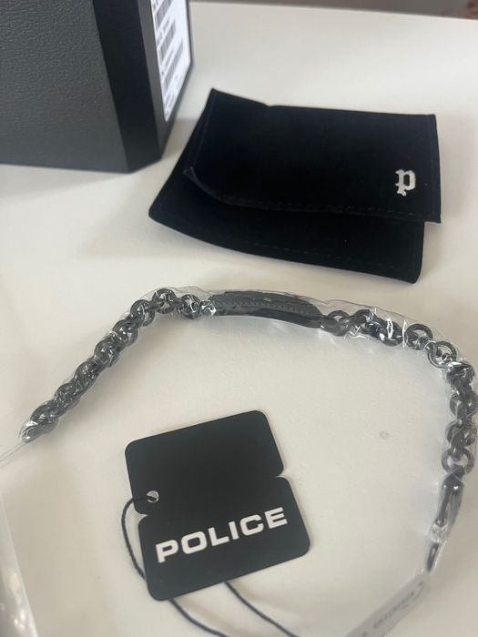 Мъжка гривна Police