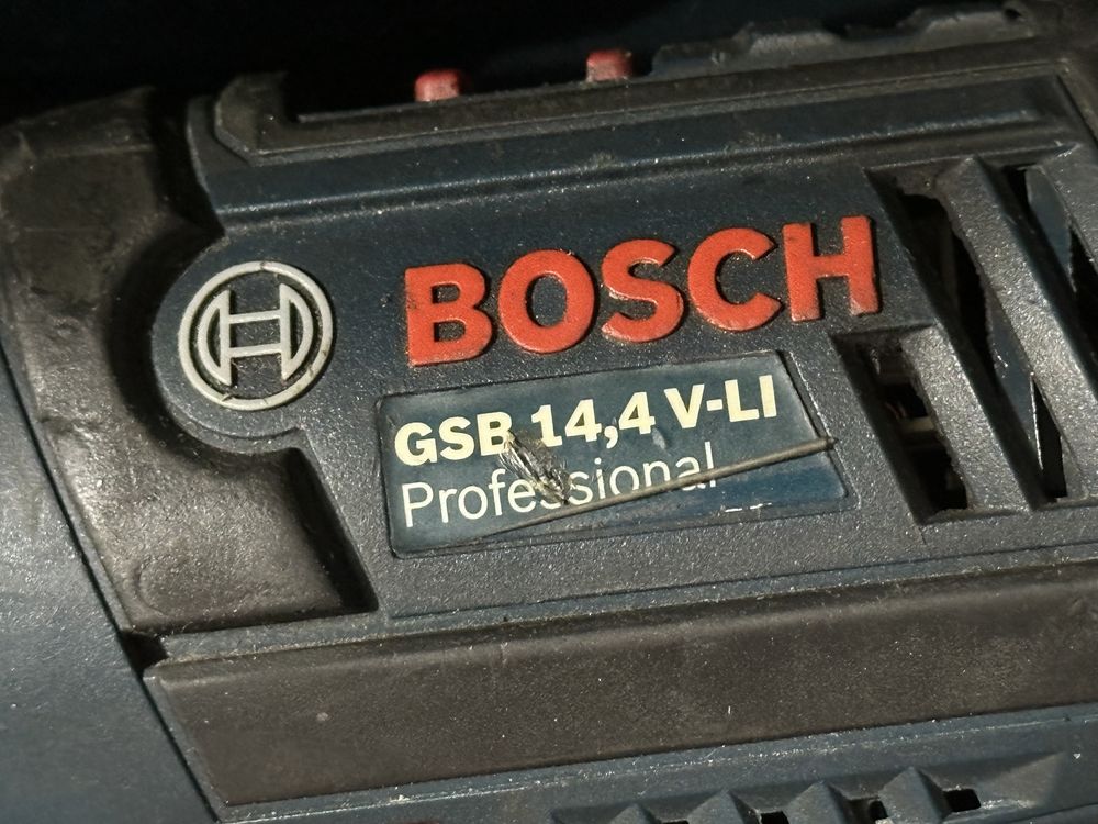 акумулаторен удърно-пробивен винтоверт BOSCH GSB 14,4 V-LI PROFESSIO