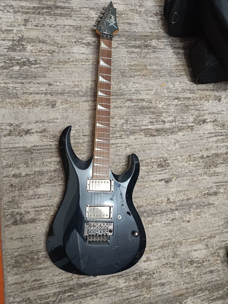Cort x custom в хорошем состоянии