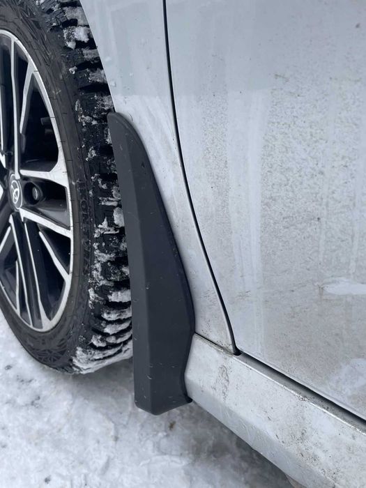 Брызговики Camry 70 75 80 оригинал новые Тойота Камри