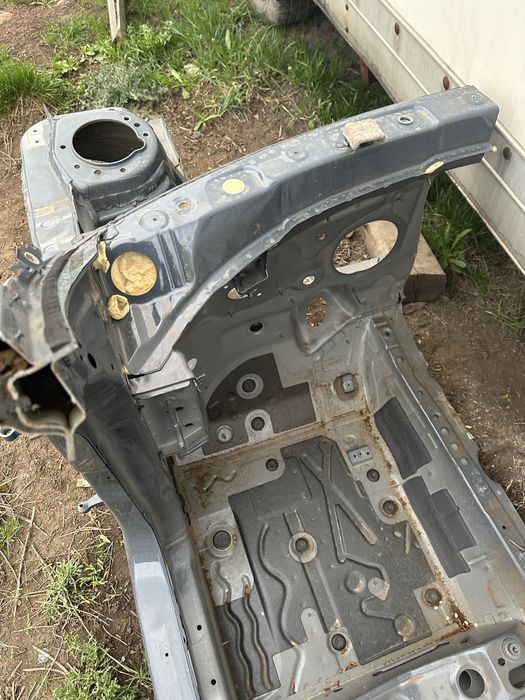 BMW X1 F48/F49 ляв рог