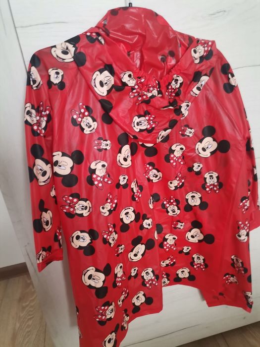 Vand pelerina ploaie