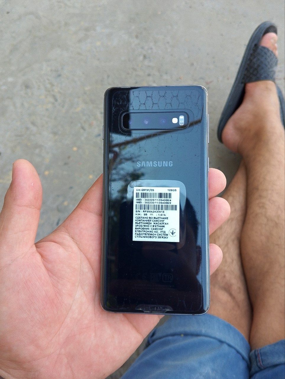 S 10 128 gb  tinniq