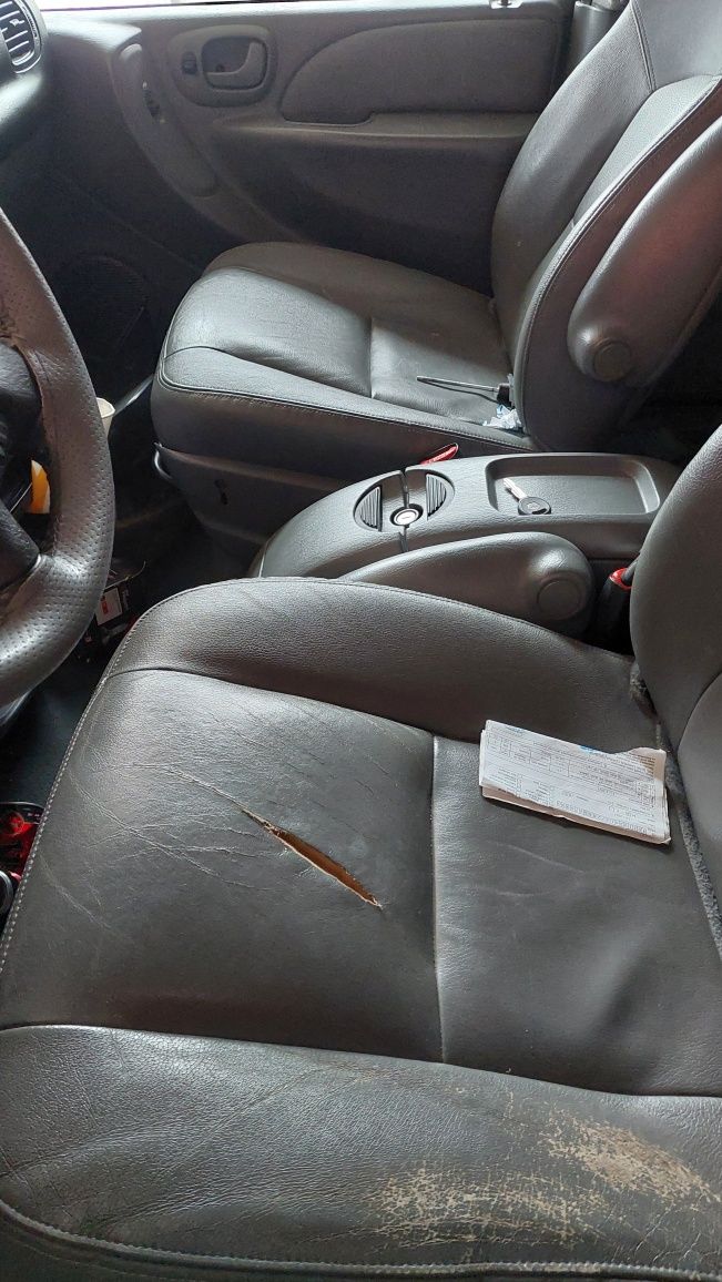 Dezmebrez chrysler voyager 28crd