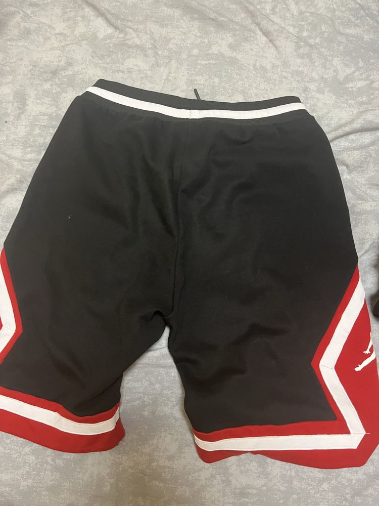 Шорти на Nike Jordan