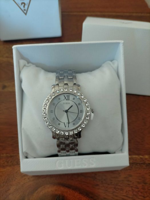 Ceasuri dama Guess