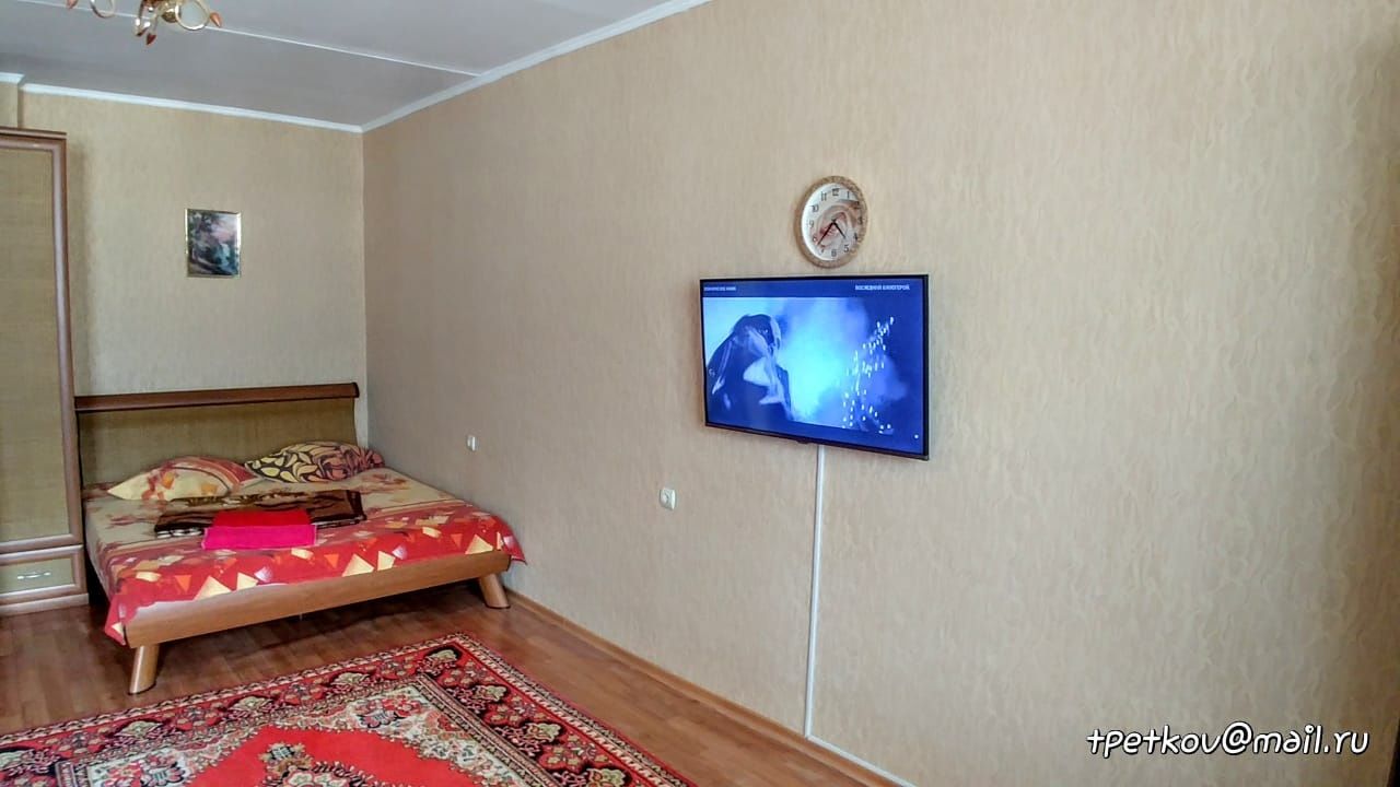 Просторная ,чистая ,теплая2 ком 8 микр 12000, 1 ком 3" б микр 8000т.