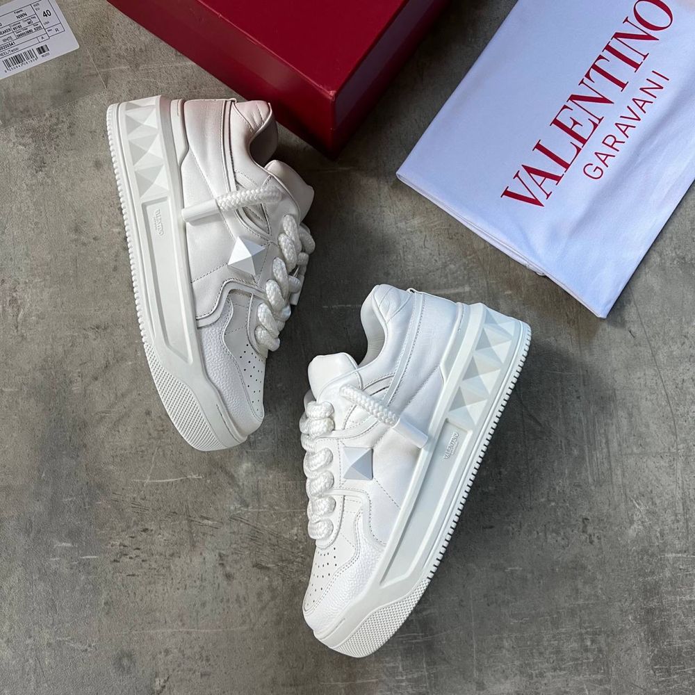 Sneakers Valentino Unisex **36-45** calitate premium