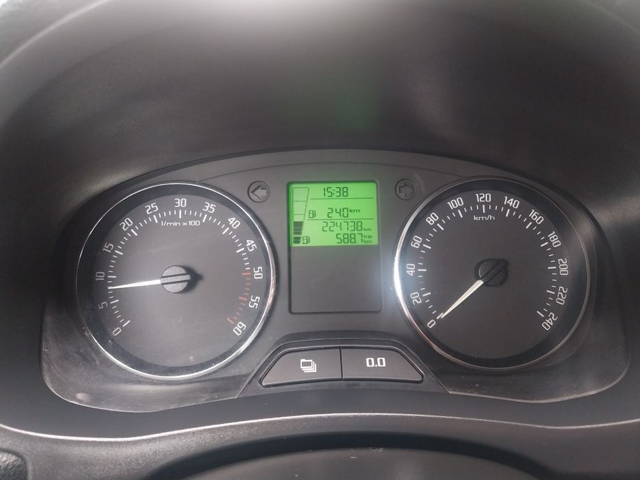 Vând Skoda Fabia An 2011 1,6 Motorină E 5