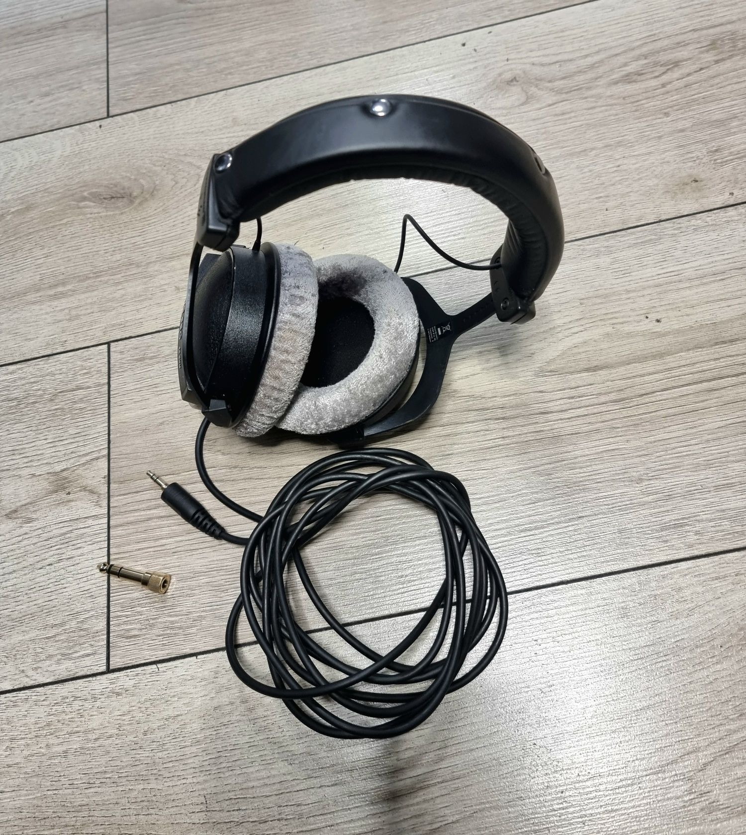 Amanet F28: Casti BeyerDynamic DT 770 PRO 80ohm