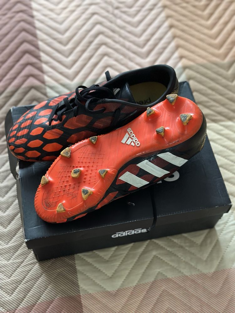 Butonki adidas…..