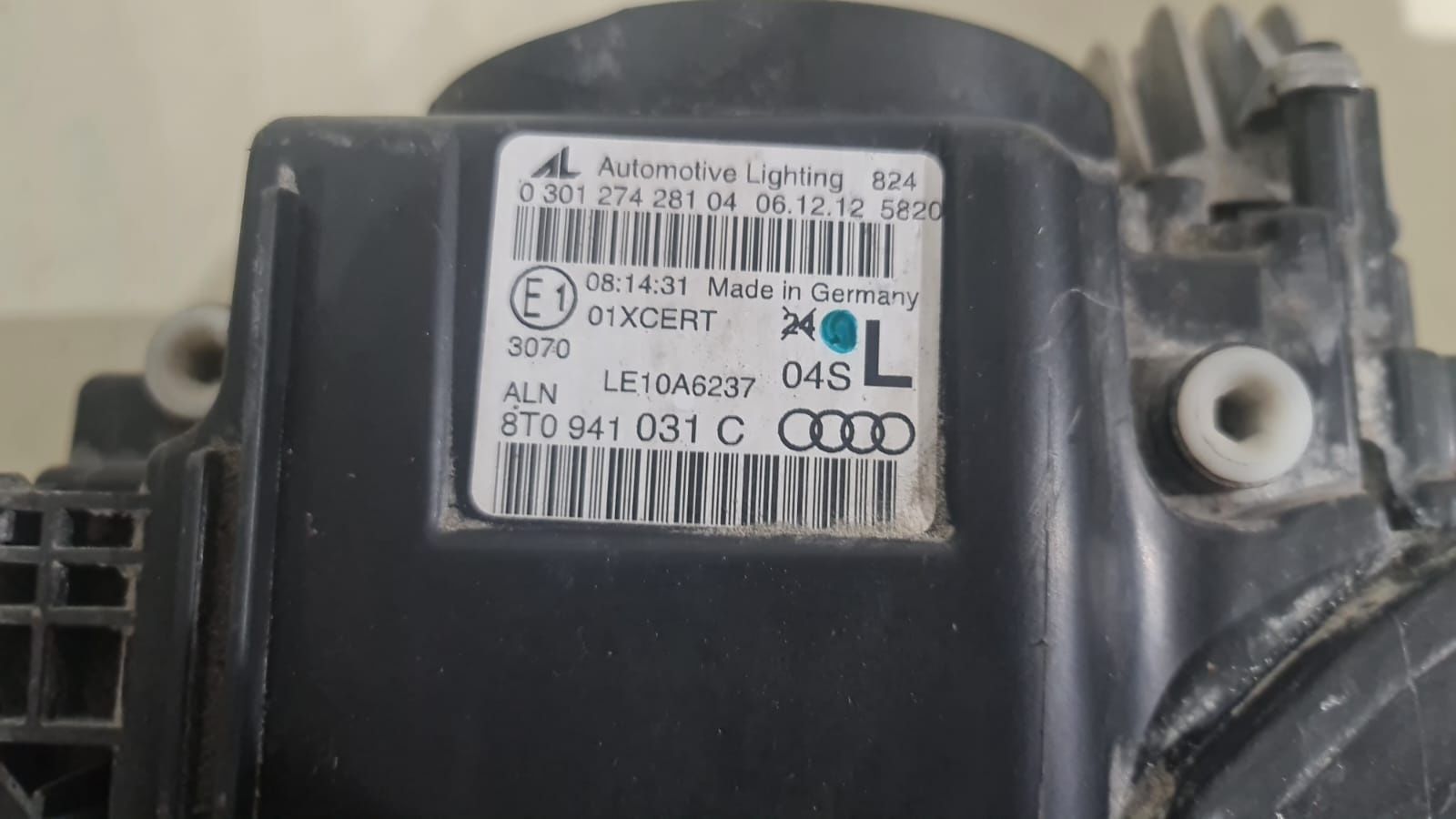 Far stanga Audi A5 facelift 8T0941031C