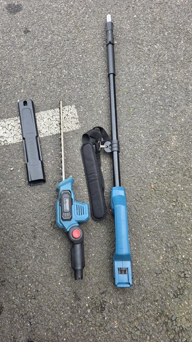 Vand foarfecă telescopica pe acumulator  erbauer