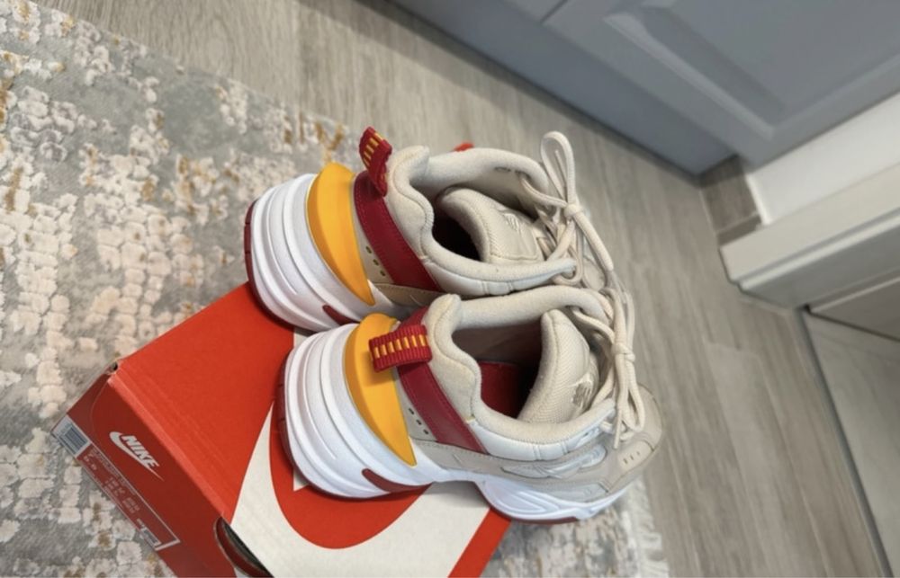 Adidas sport Nike confortabili