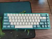 Готова custom клавиатура KBD67Lite R3