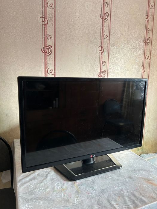 Продам телевизор LG