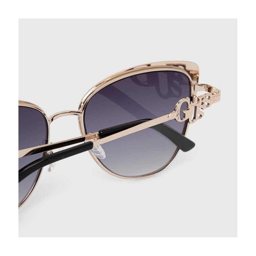 Оригинални дамски слънчеви очила Guess -40%