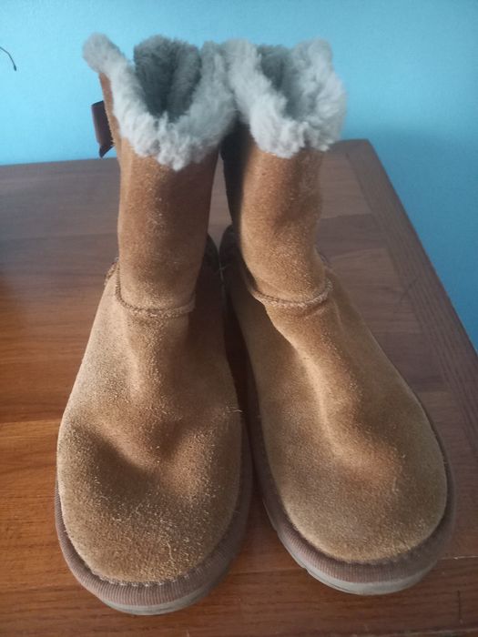 Ugg piele intoarsa