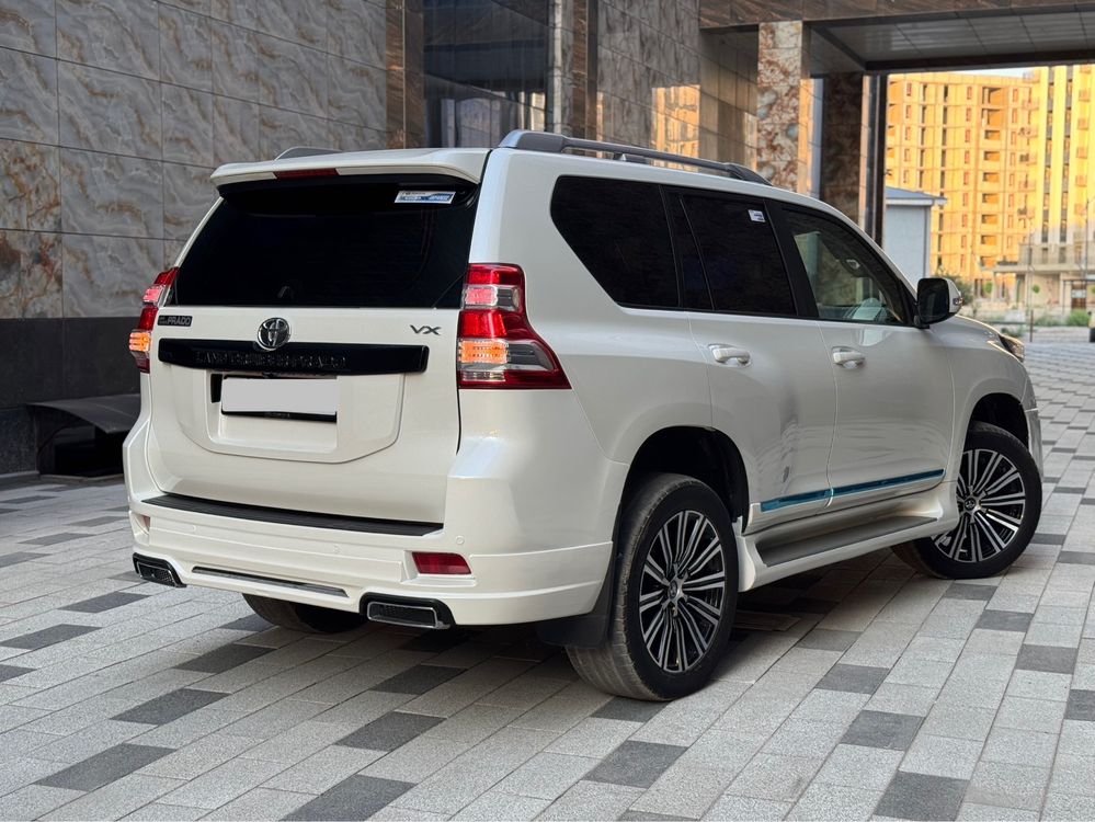 Tayota Land Cruiser Prado 150
