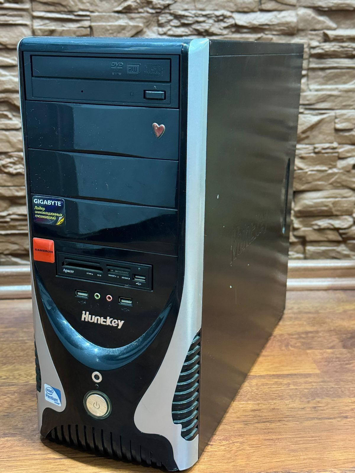 Компьютерный блок Huntkey