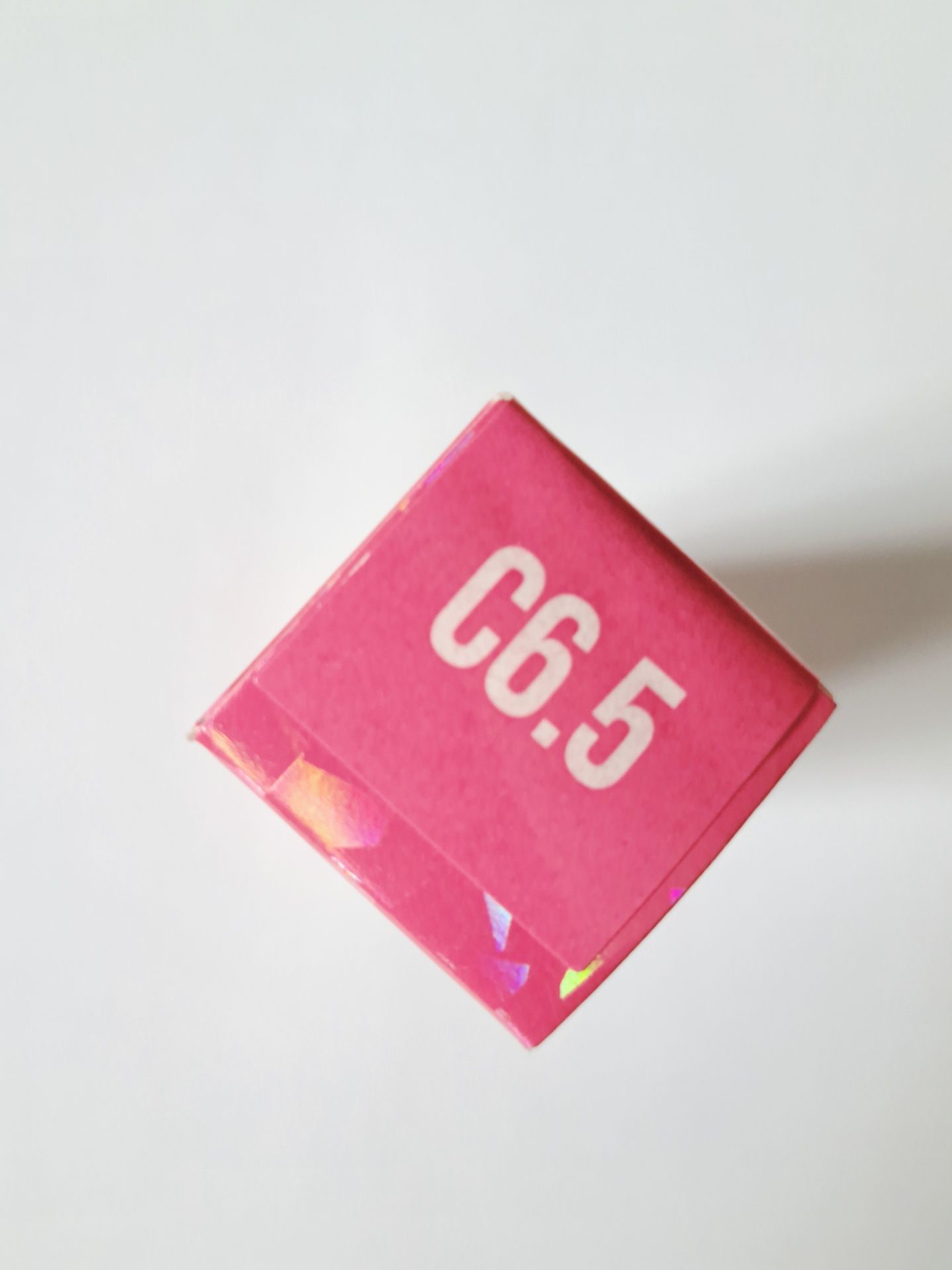 Коректор Jeffree Star Cosmetics Magic Star Concealer цвят C6.5