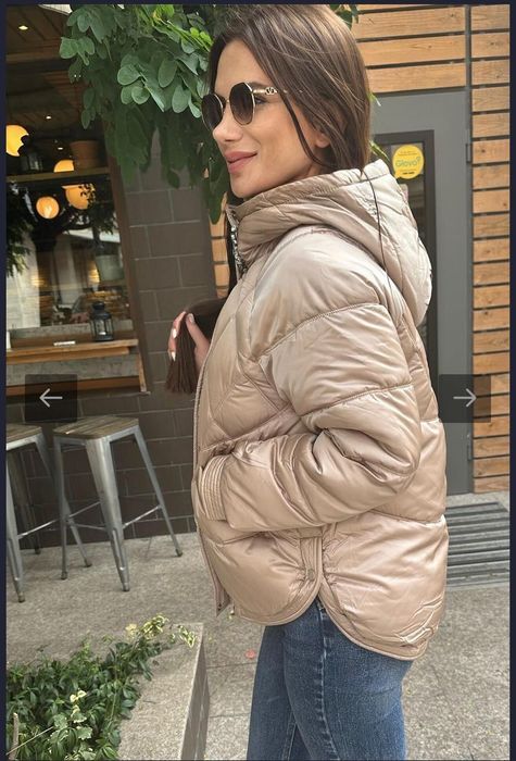 Дамско ново яке с бижу