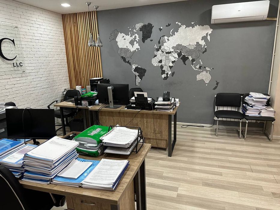 3 х комнатный ОФИС  с мебелью  на Ганге