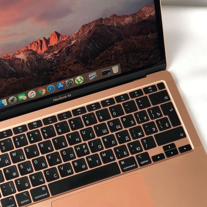 MacBook Air M1 • 13” • 8/256 • Розовый • Идеальное состояние