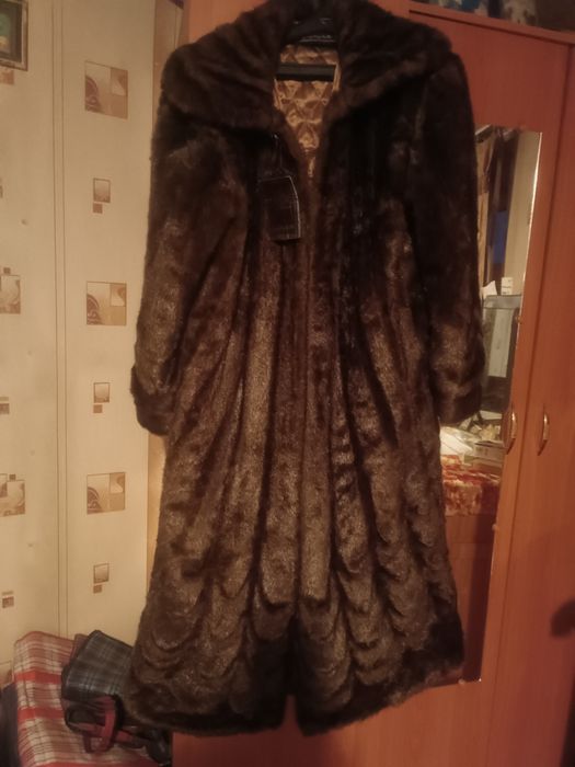 Продам шубу исскуственный мех
