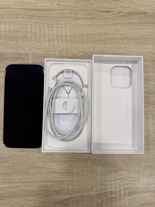 Iphone 16pro 256gb black titanium