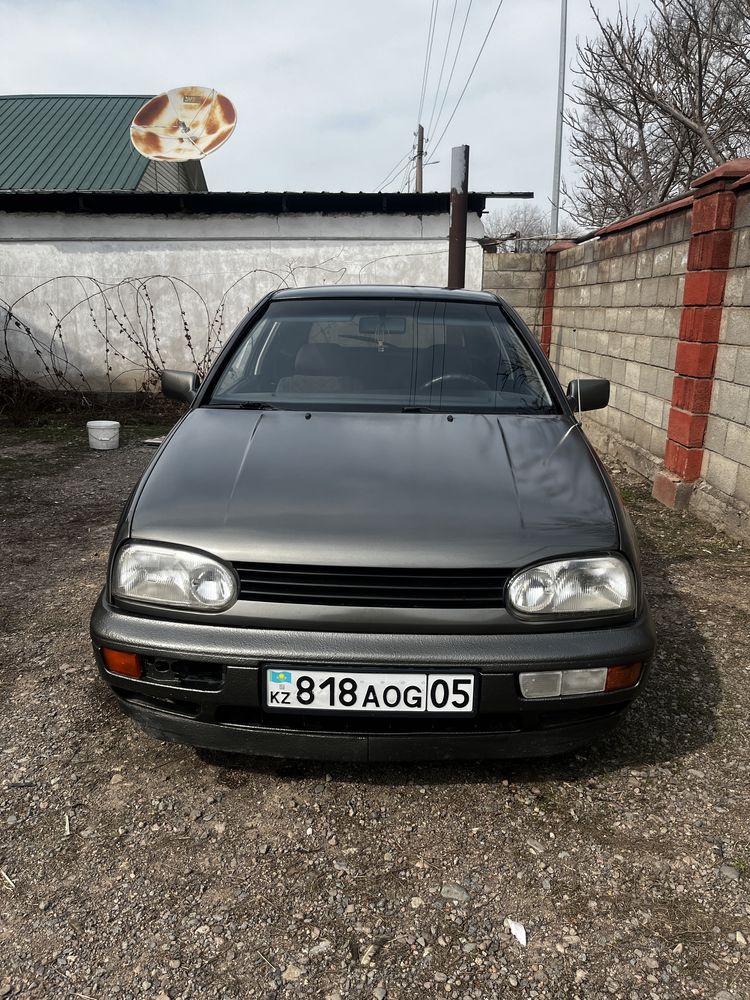 Golf III 1994 года об: 1.8