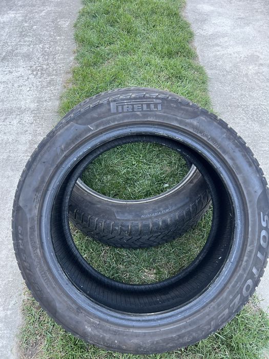 Vând 2 cauciucuri  M+S 255/45/19