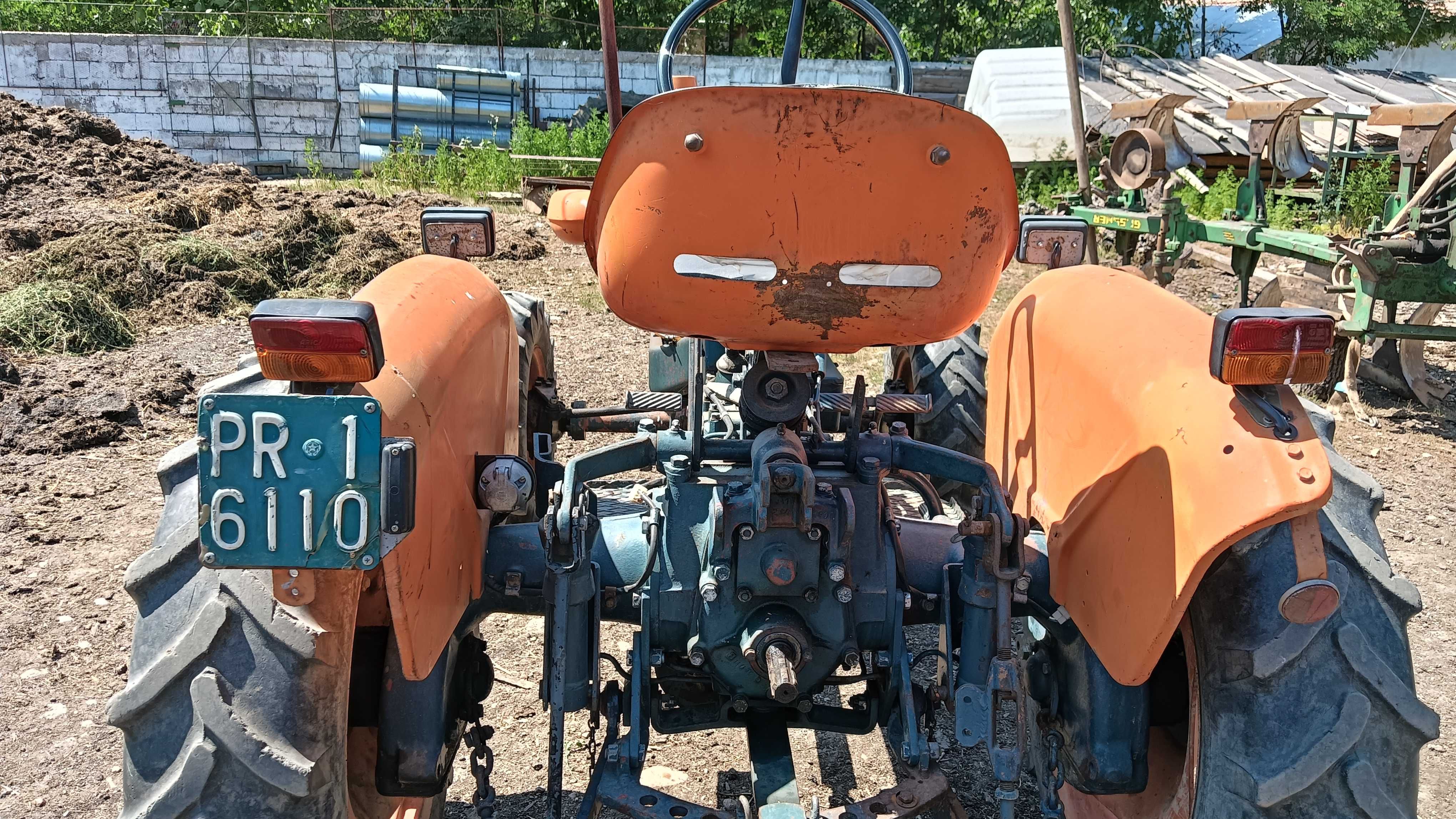 Tractor de vânzare