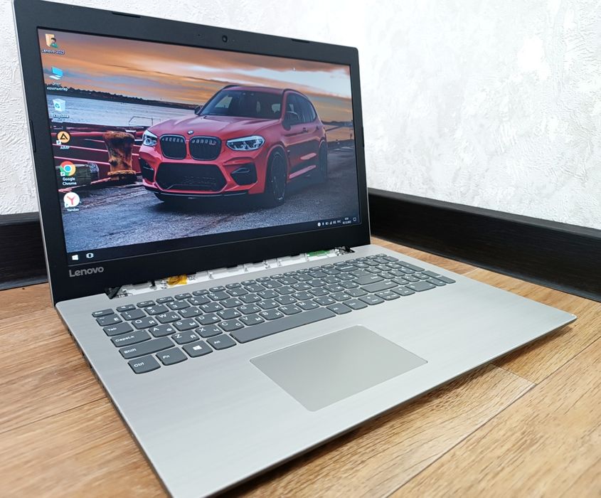 Notebook Lenovo AMD Ryzen 5 Win 10.