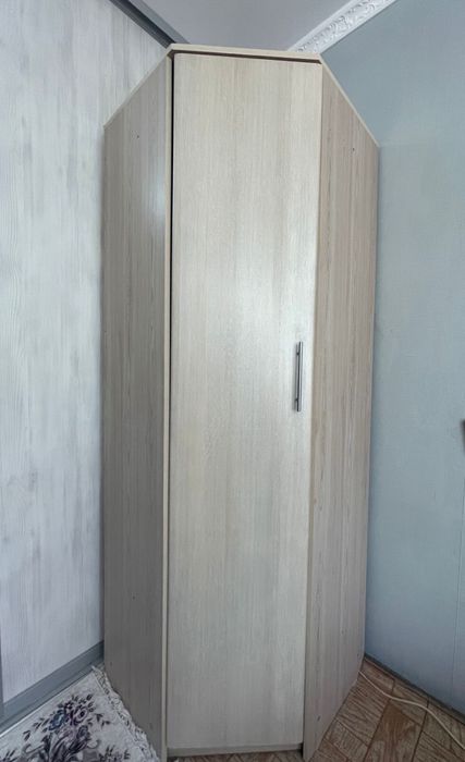 Продам шкаф