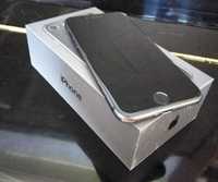 iPhone 8, состояние идеальное, коробка с документами