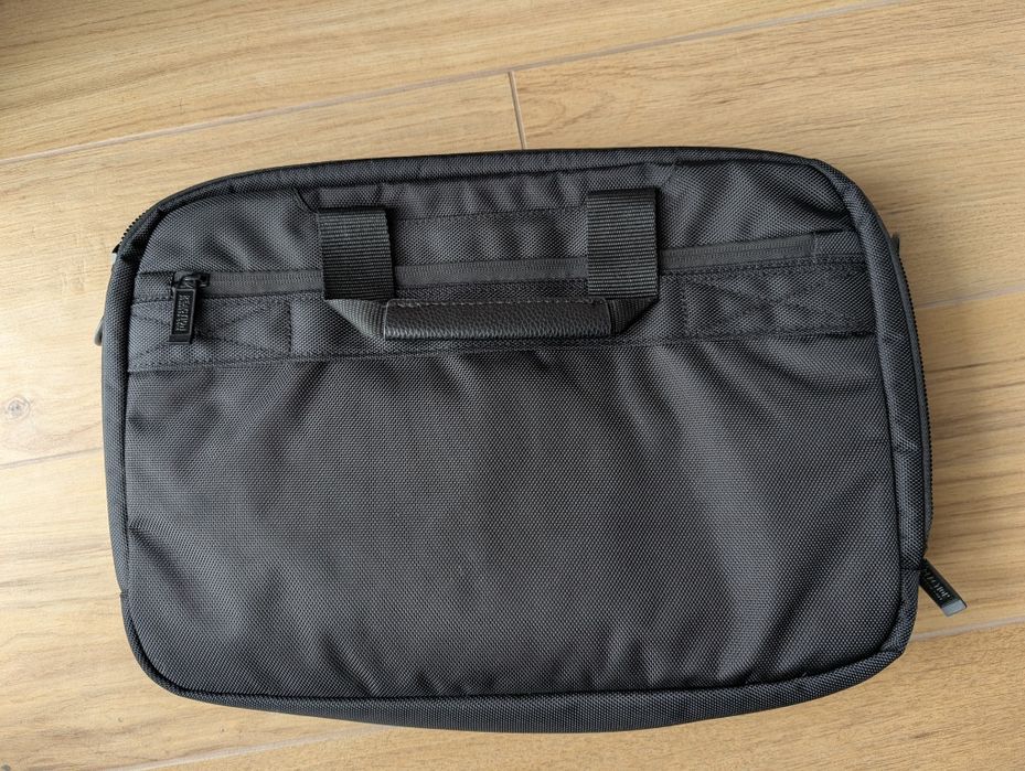 Чанта за лаптоп Reaction Kenneth Cole