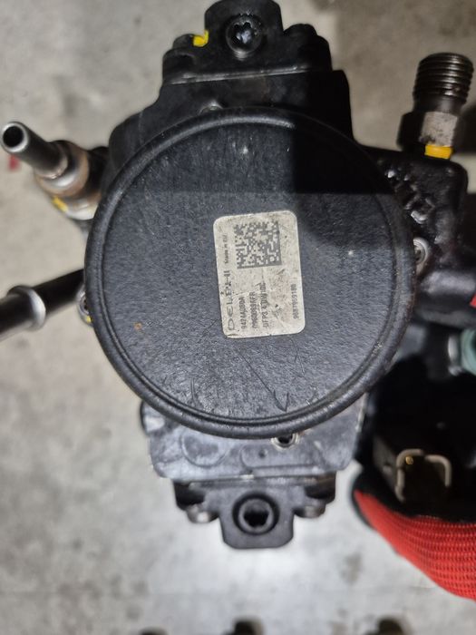 Injectoare ford kuga 2.0tdci an 2012 e5 cod injector EMBR00101D