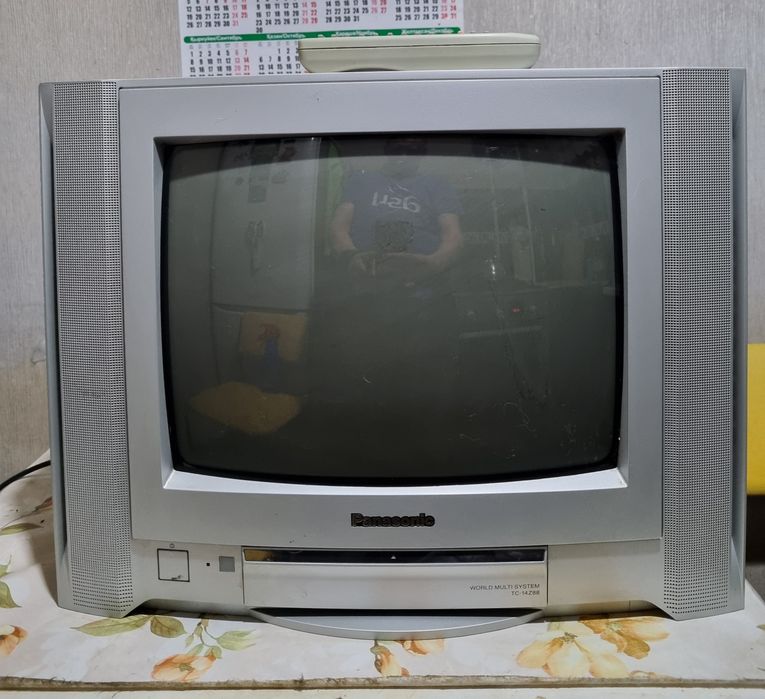 Продам телевизор Panasonic.