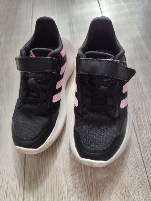 Маратонки Adidas