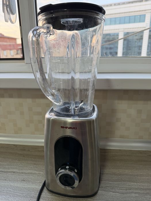 Блендер для милкшейков и смузи