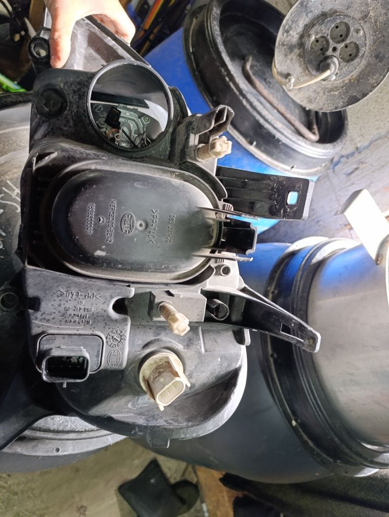 Фарове за Мерцедес ML / Mercedes ML W163