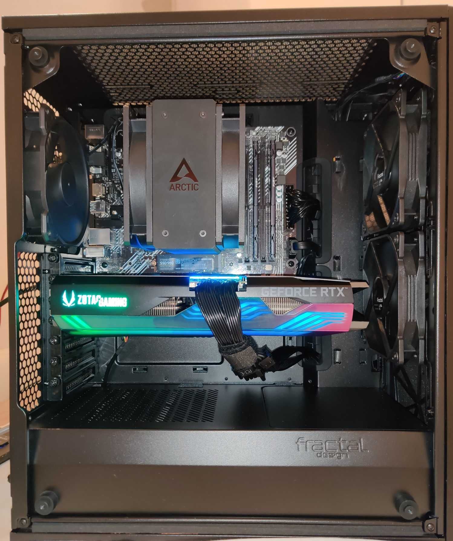Геймърски компютър Ryzen 5800X RTX3070