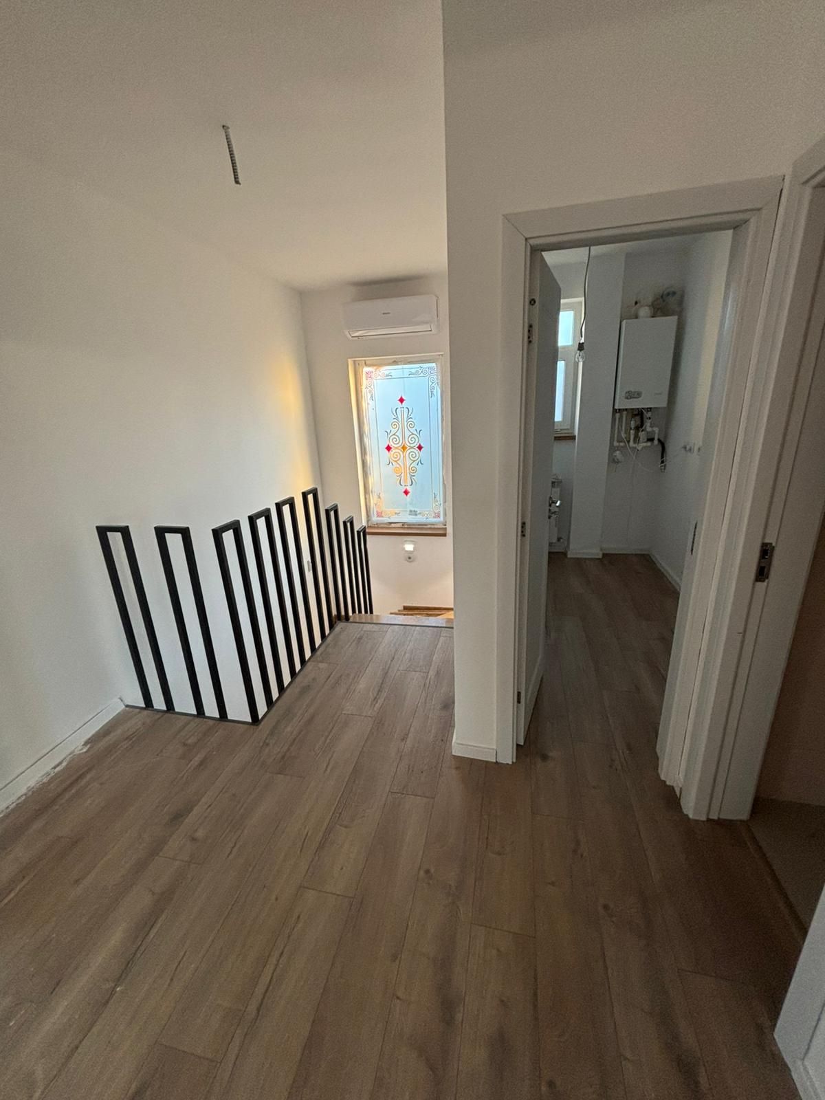 Casa 2024 P+1E+pod+beci+grădină+locuri parcare ,Vișani- 255 000 E