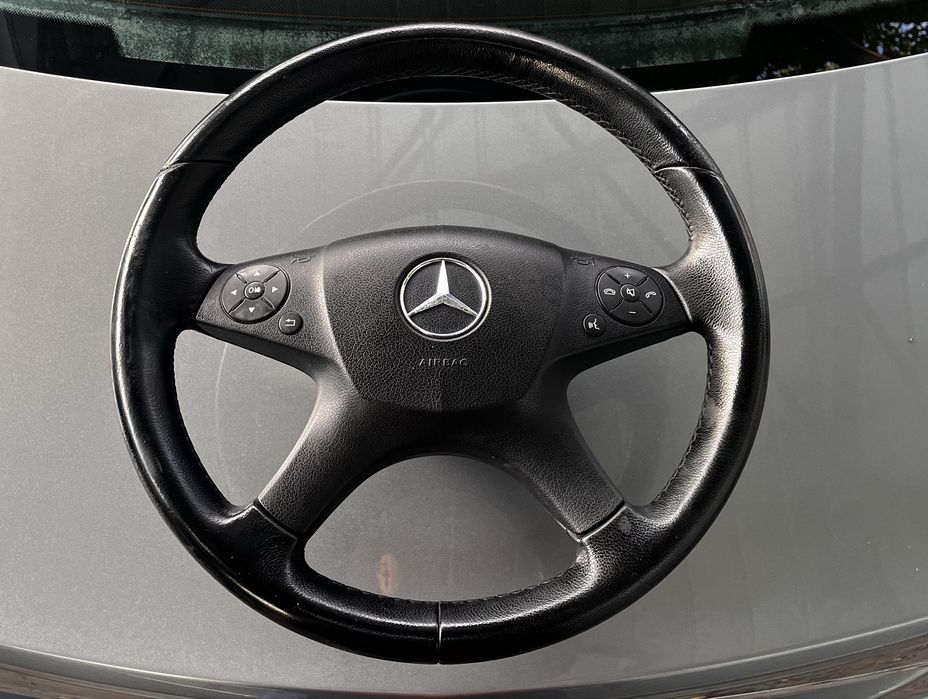 Волан с бег за w204 Ц класа